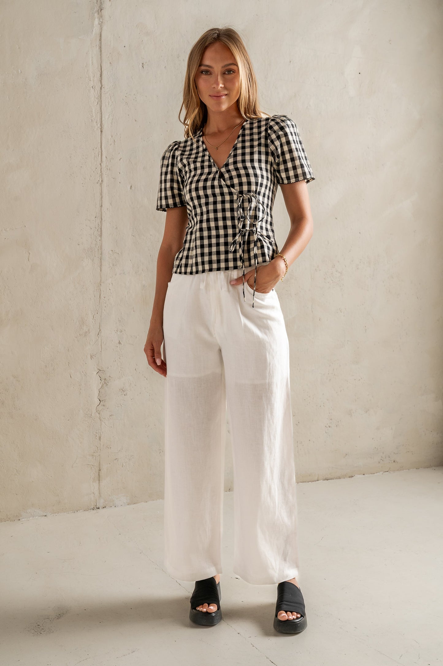 Callie Gingham Blouse in Black