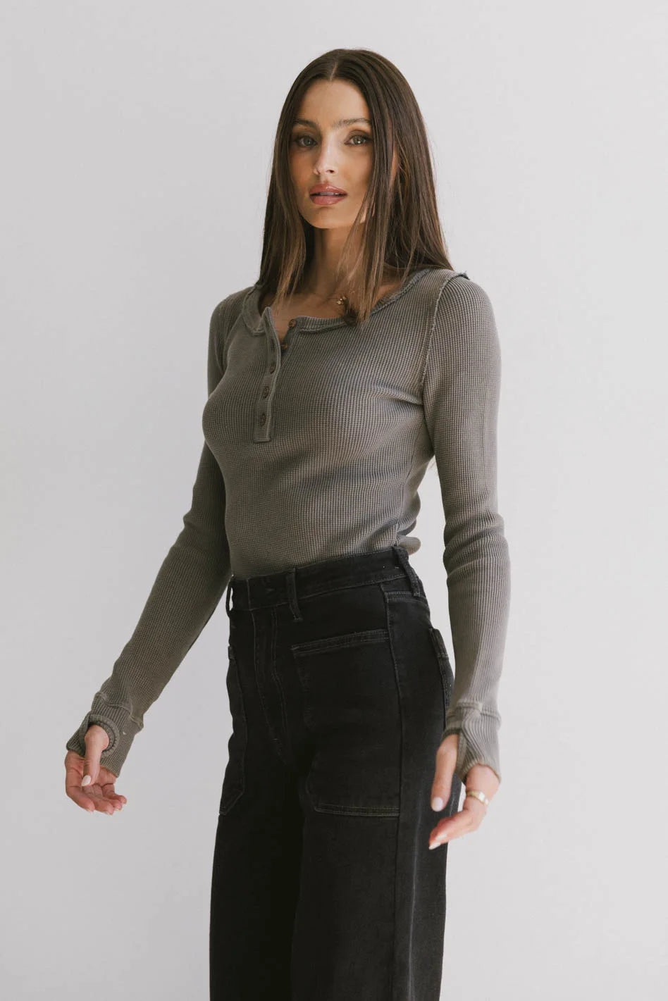 Conrad Fitted Waffle Tee in Olive - FINAL SALE