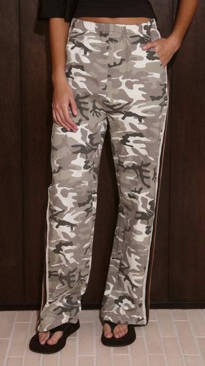 Vox Pants - Camo and Choc Stripe