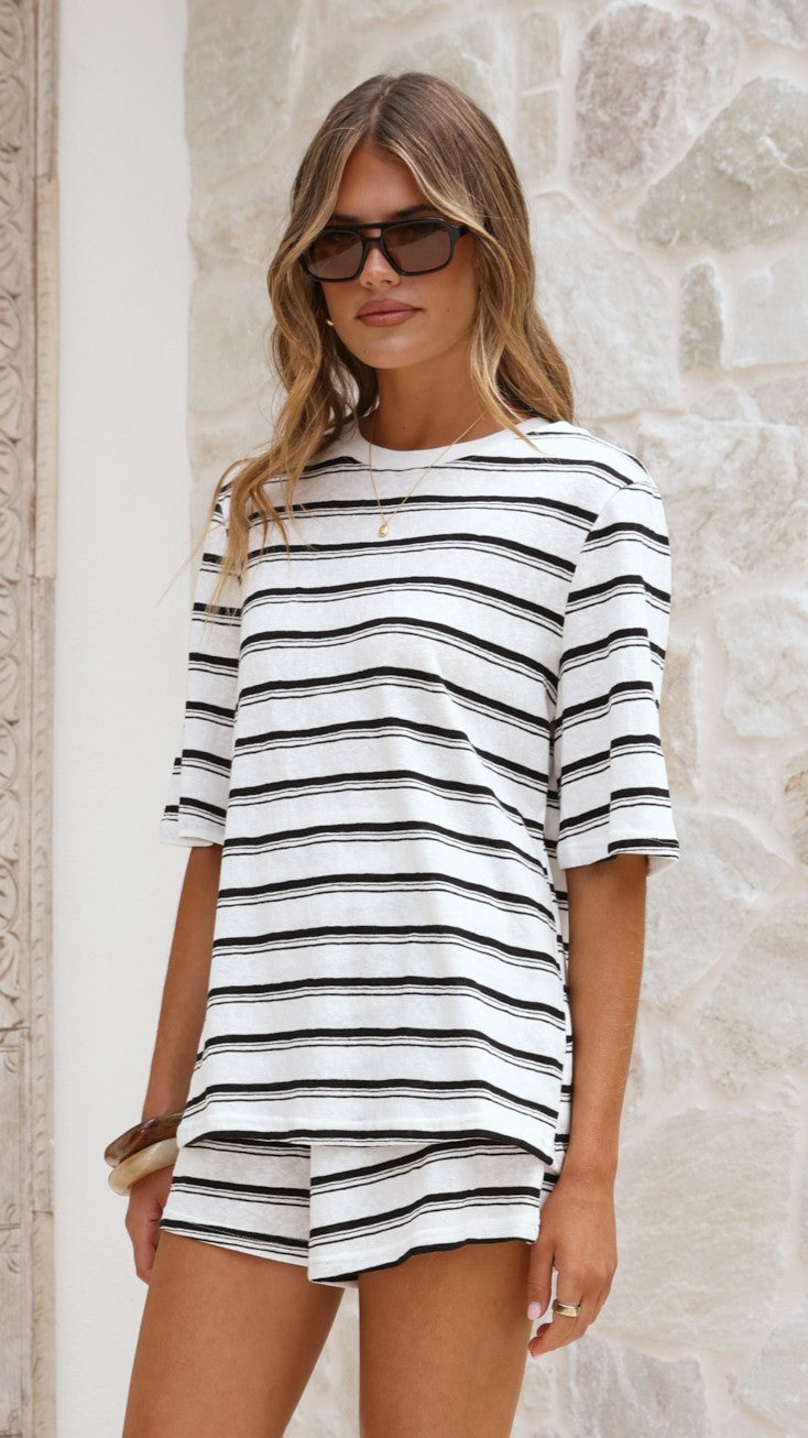 Scout Shorts - White Stripe