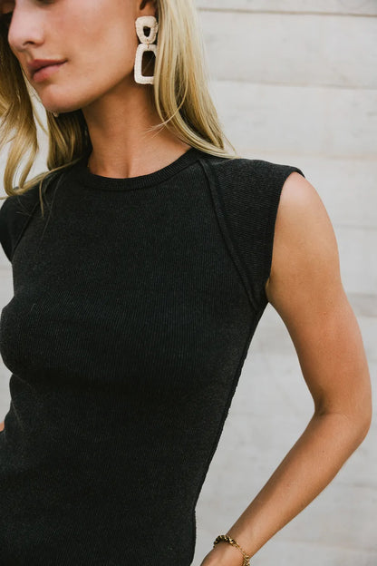 Huxley Tank in Black