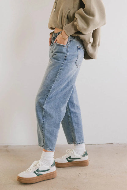 Bentlee Cropped Barrel Jeans in Medium Wash - FINAL SALE