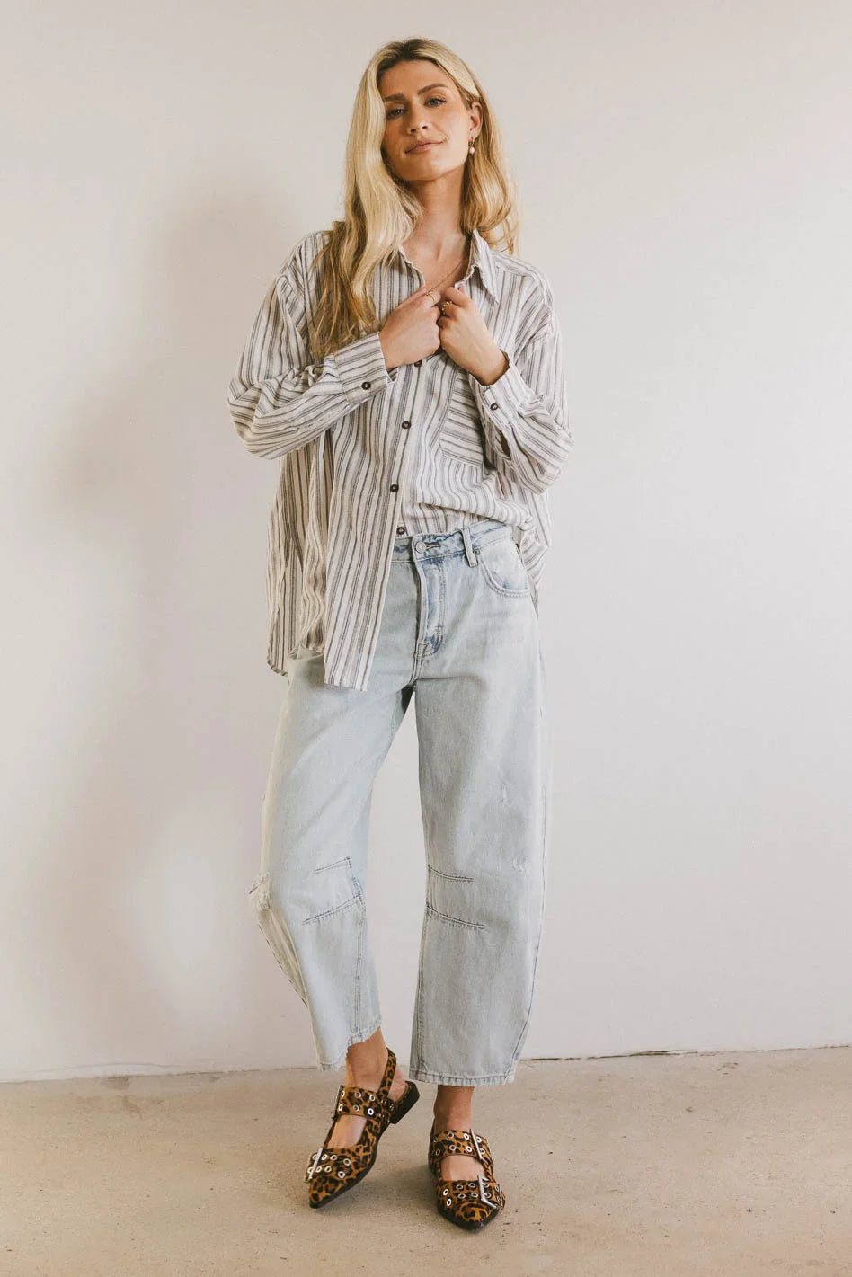 Bentlee Cropped Barrel Jeans in Light Wash - FINAL SALE