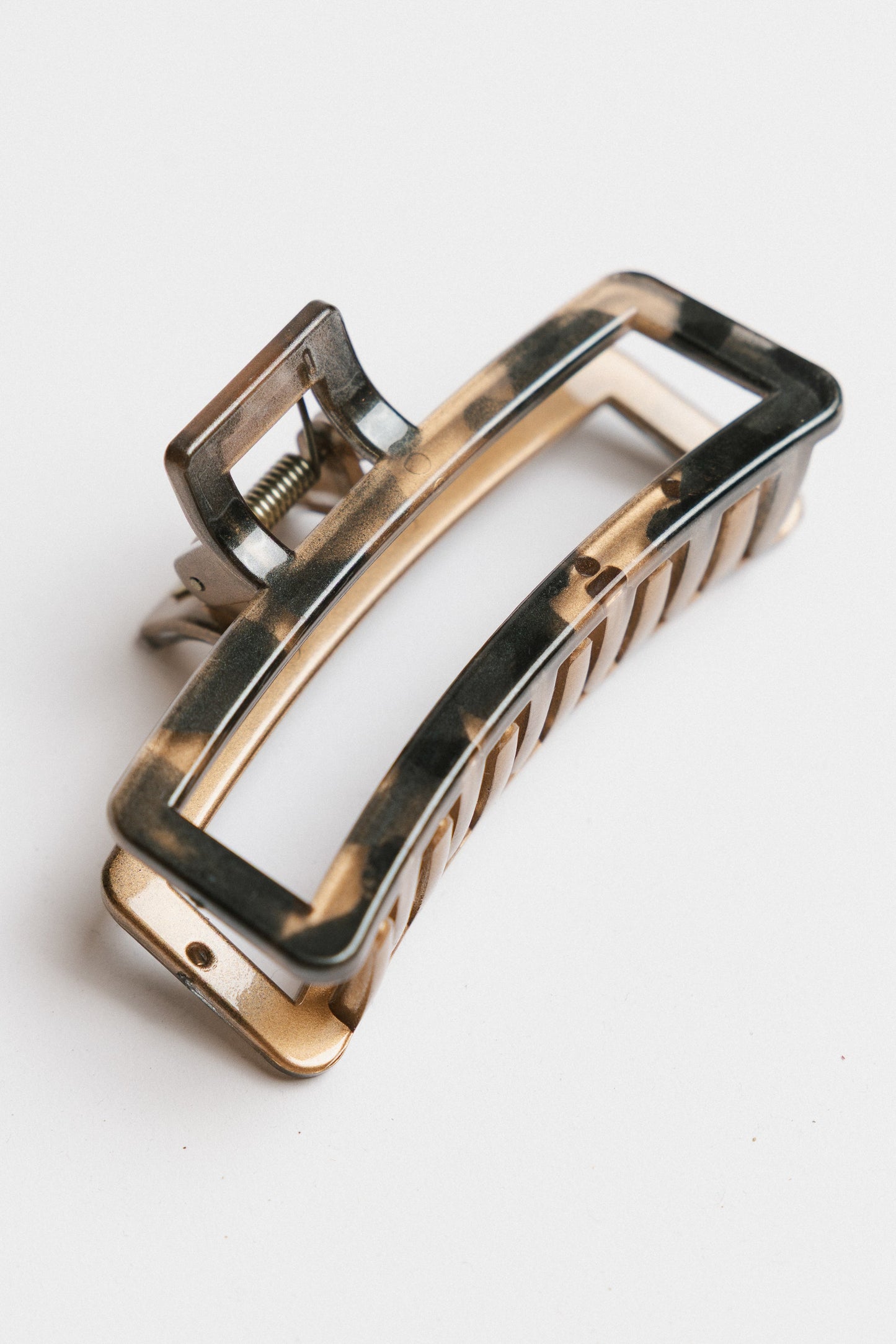 Abstract Cutout Claw Clip in Black