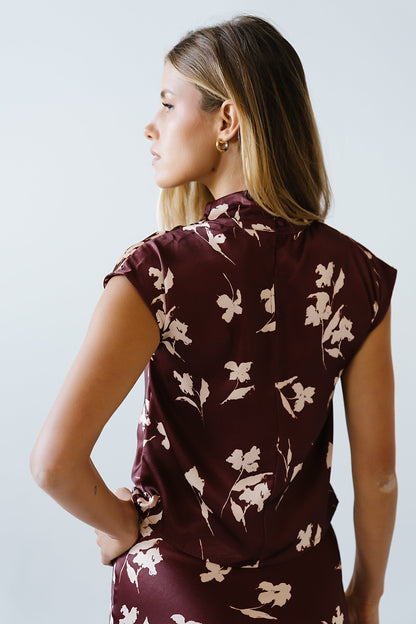 Carsyn Floral Top in Red-Brown - FINAL SALE