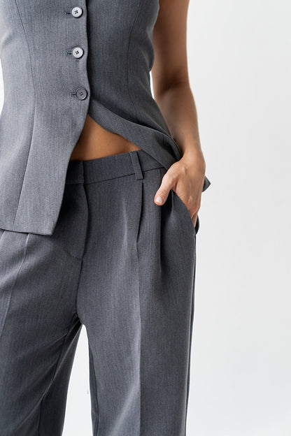 Carrie Pleated Trousers in Regular Charcoal