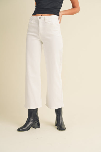 Just Black Denim Cropped Jean