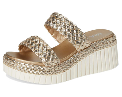 Mia Yoshi Wedge