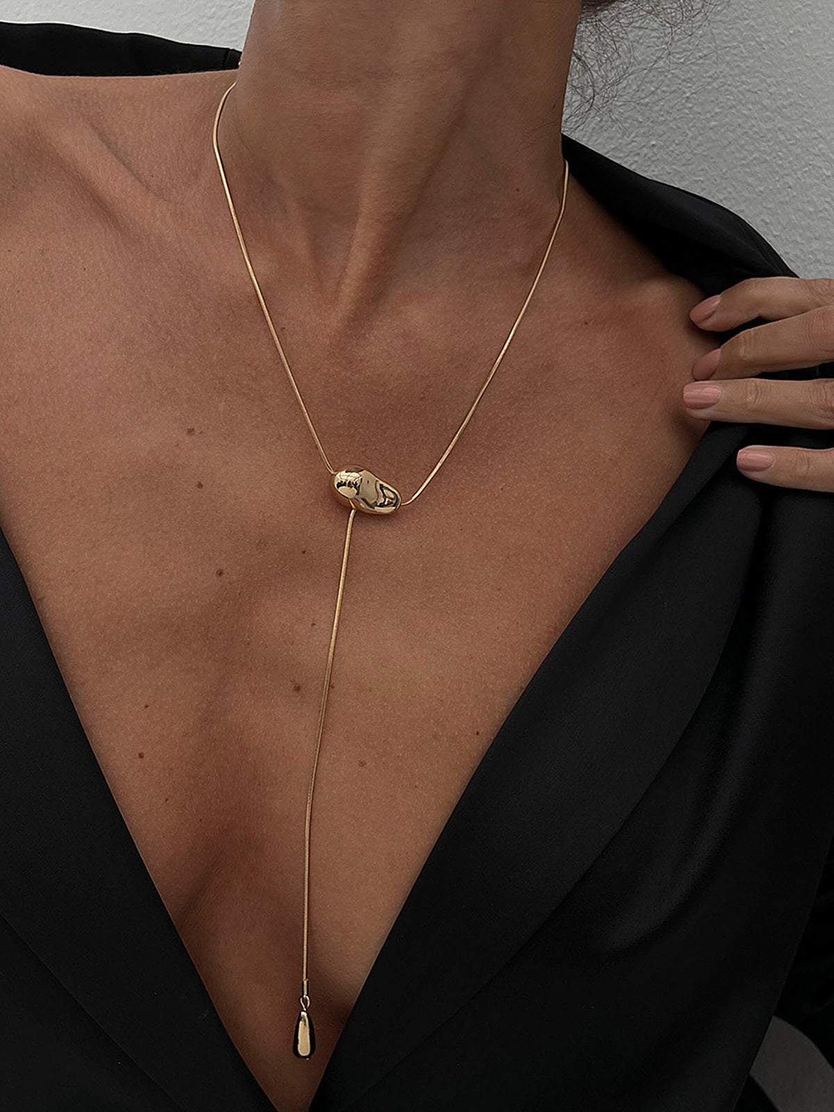 Minimalist Irregular Lariat Necklace