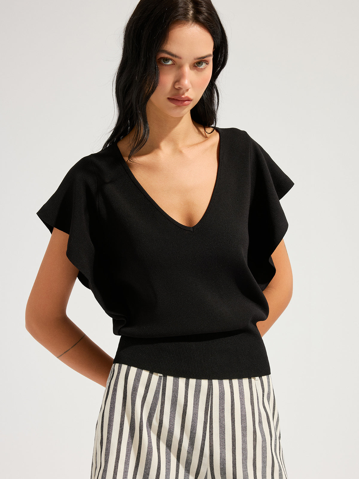 V-Neck Flutter Sleeve Cinched Knitted Tops