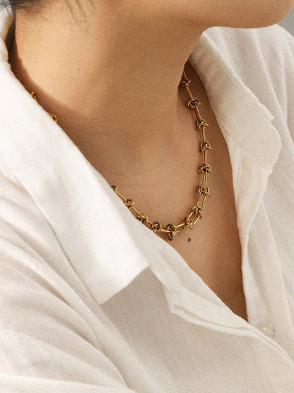 Knotted Link Chain Necklace