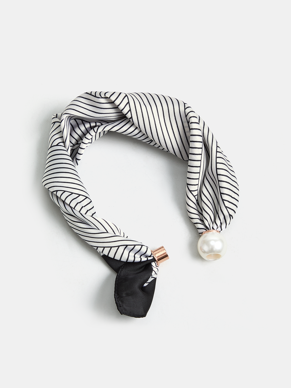 Striped Pearl Magnetic Closure Scarf