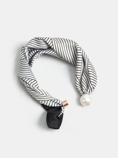 Striped Pearl Magnetic Closure Scarf