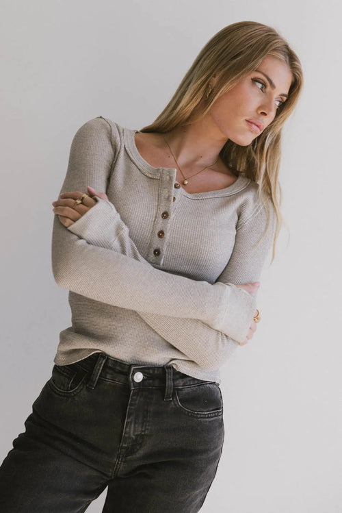 Conrad Fitted Waffle Tee in Heathered Black - FINAL SALE