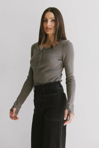 Conrad Fitted Waffle Tee in Olive - FINAL SALE