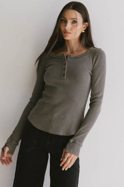 Conrad Fitted Waffle Tee in Olive - FINAL SALE
