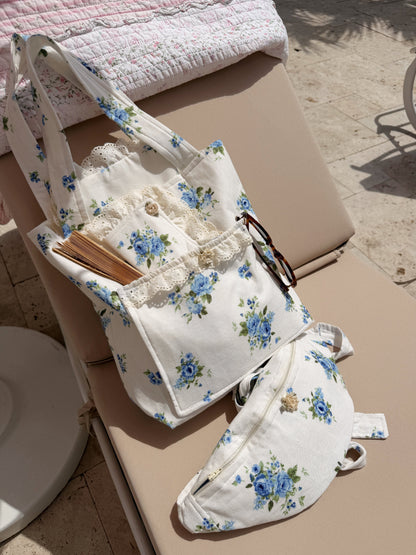 Palm Bloom Passport Cover ships 2-3 weeks
