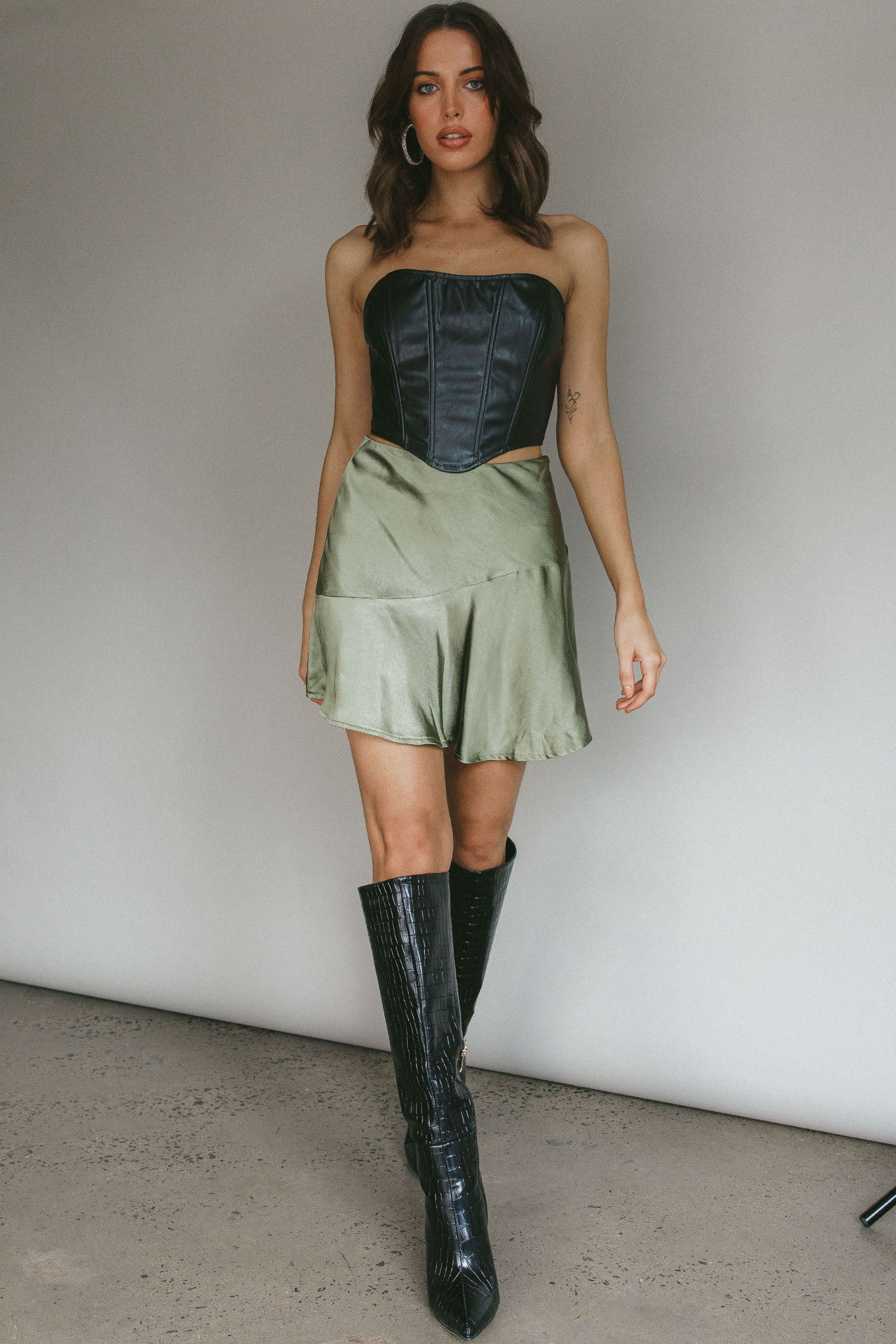 Gwyneth Flounce Mini Skirt Khaki
