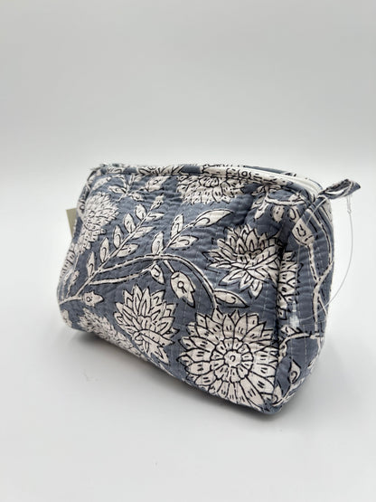 Jane Medium Toiletry Tote