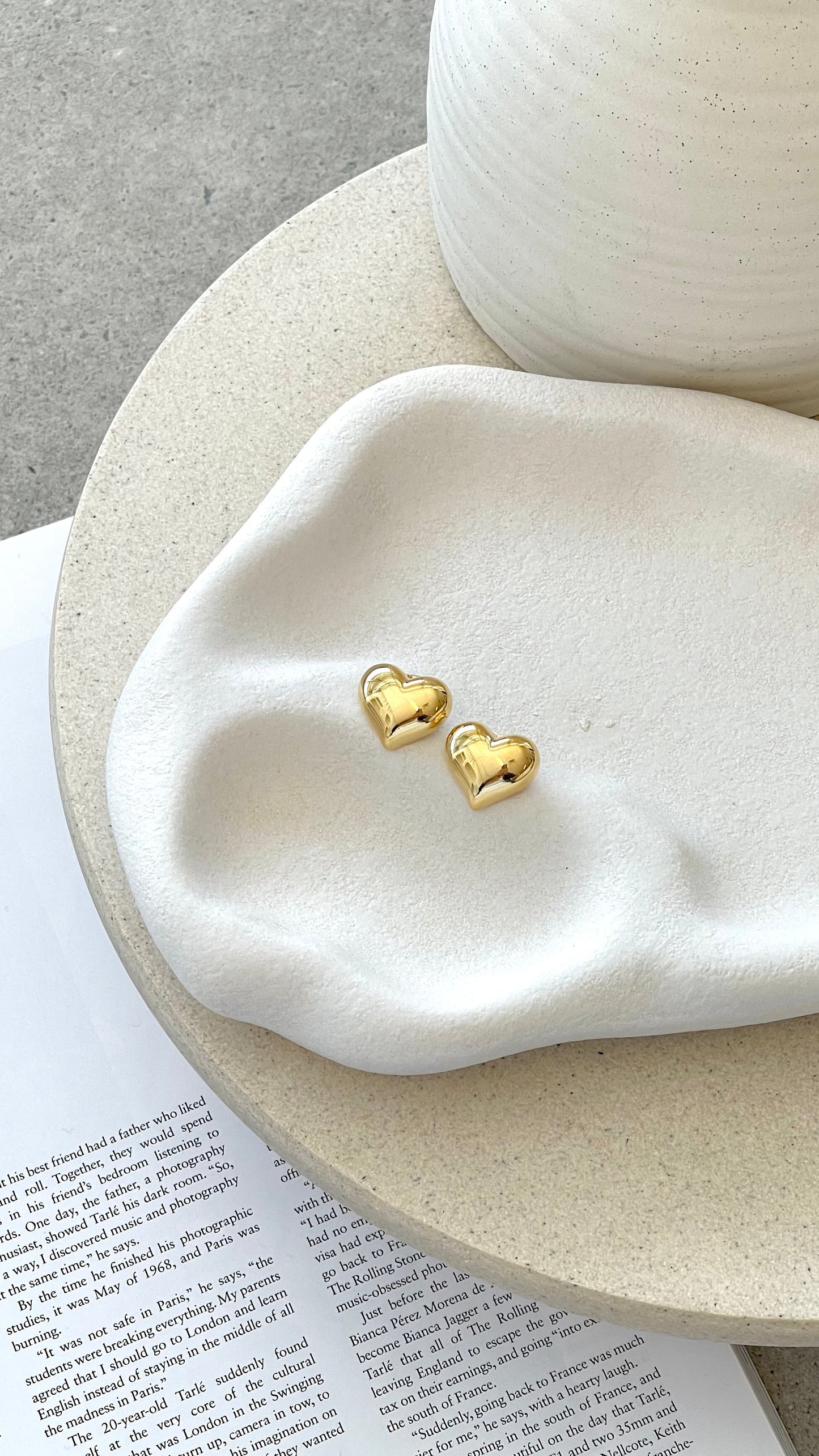 Neve Heart Earrings - Gold