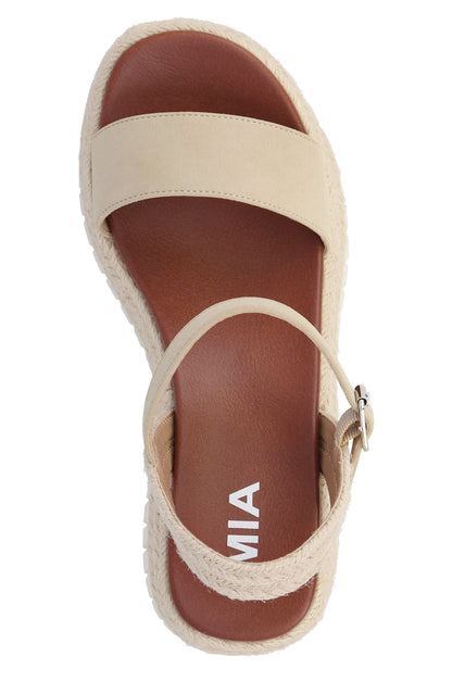 Mia Yanis Wedge