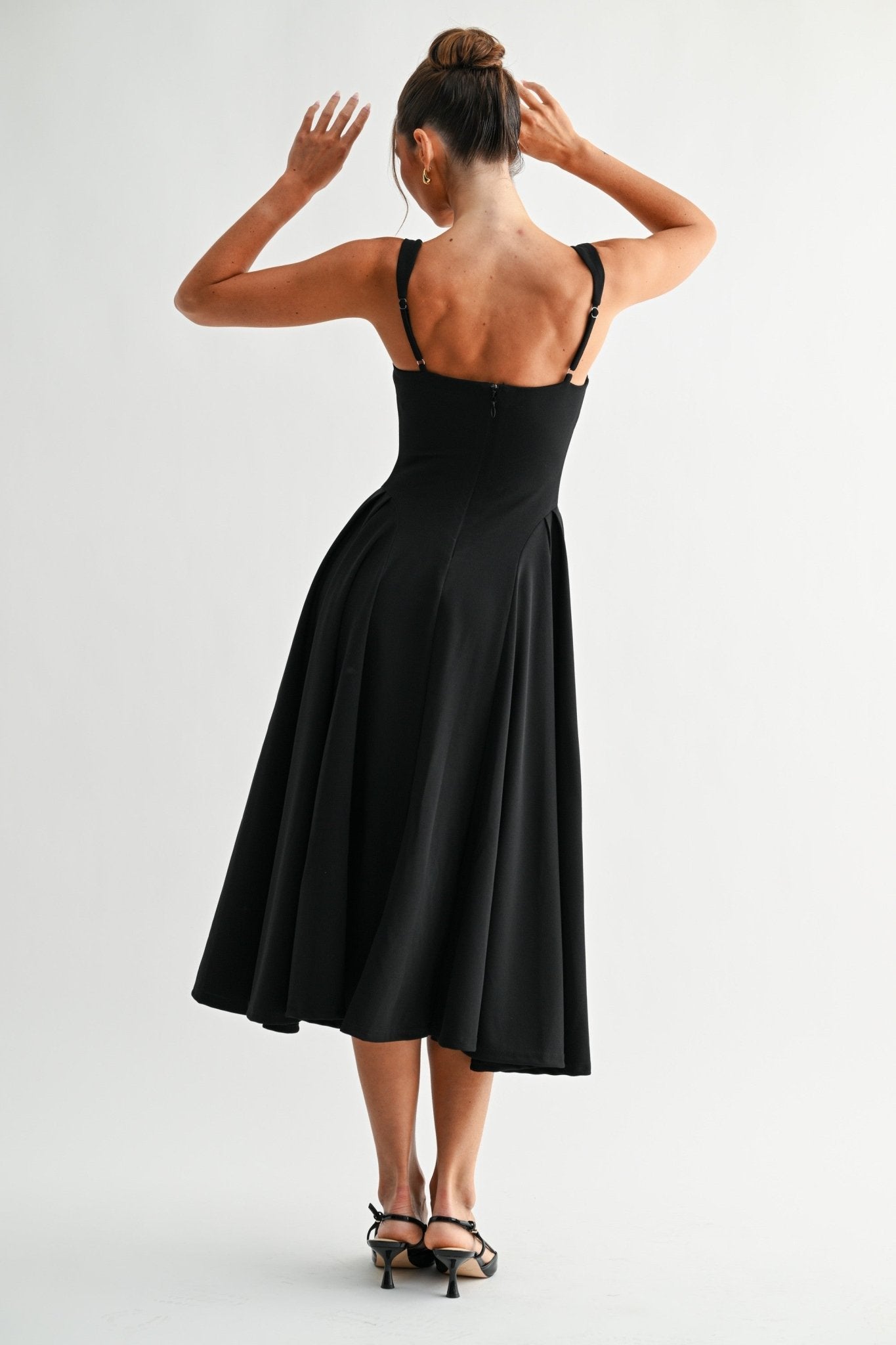 Black Lyra Muse Midi Dress