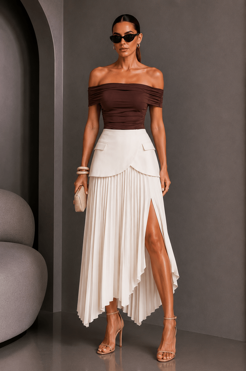 Cream Pleated Slit Skirt