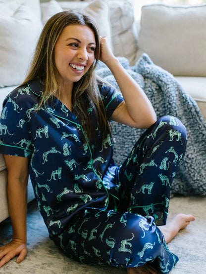 Mary Square Charlotte Pants